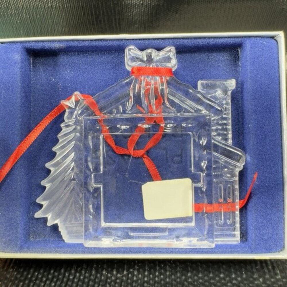 Mikasa Winter Magic Chalet Home Frame Ornament Glass Christmas Holiday Decor NEW